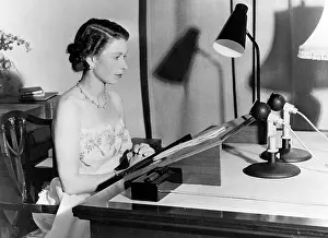 Queen Elizabeth II making Christmas broadcast