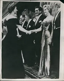 Presentations: Queen Elizabeth II and Marilyn Monroe