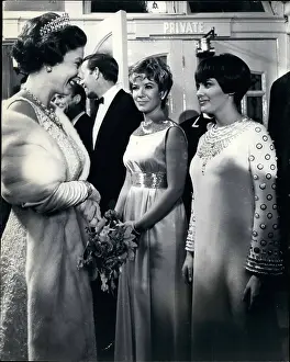 Mireille: Queen Elizabeth II with Mireille Mathieu and Vikki Carr