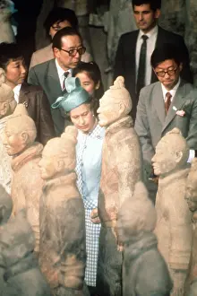 Xian: Queen Elizabeth II on state visit to China