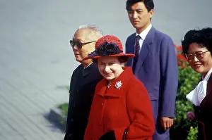 Tiananmen: Queen Elizabeth II on state visit to China