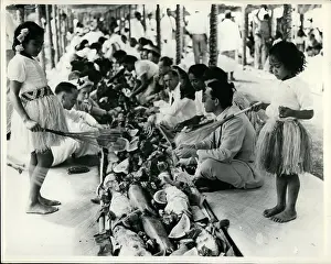 Forks: Queen Elizabeth II in Tonga
