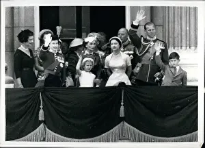 Acknowledge: Queen Elizabeth II, Trooping of the Colour, balcony scene