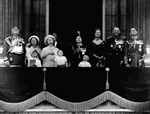 Linley: Queen Elizabeth II, Trooping of the Colour, balcony scene