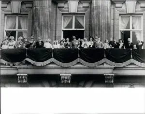 Flypast: Queen Elizabeth II, Trooping of the Colour, balcony scene