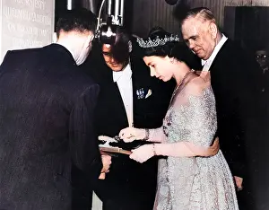 Trowel: Queen Elizabeth visits Lloyd's, 1952