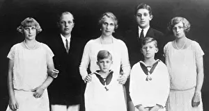Beatriz: Queen Ena of Spain with her children