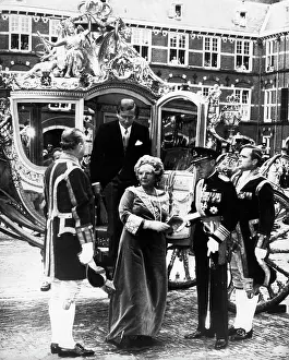 Parliment: Queen Juliana of the Netherlands getting out of coach