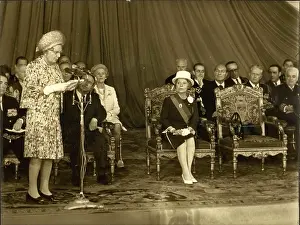Functions: Queen Juliana of the Netherlands in Paris