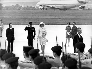 Orly: Queen Juliana of the Netherlands in Paris