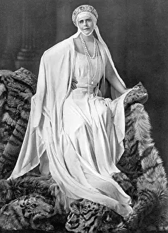 Roumanian: Queen Marie of Romania