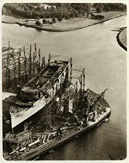 Steamliners: Queen Mary Ocean Liner, in construction