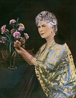 The Sharp Illustration Collection: Queen Mary with a vase of flowers