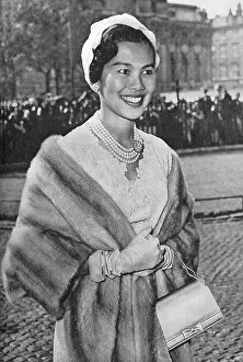 Two Day: Queen Sirikit visiting London