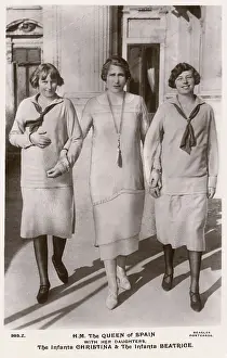 Infanta: Queen of Spain with her daughters Cristina and Beatriz