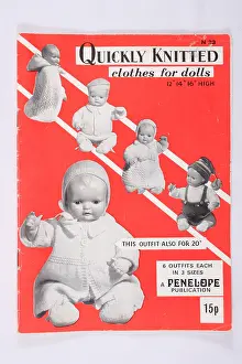 Cardigans: Quickly knitted clothes for dolls pattern book