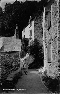 Cottages: A Quiet Walk in Polperro