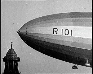 Cardington: R-101 Zeppelin Coming In To Mooring Mast At