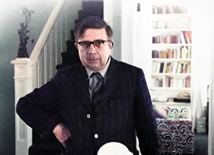 Poltergeist: A R G OWEN