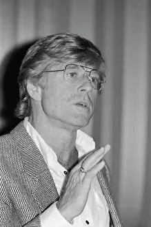 Redford: R. Redford visiting Russia