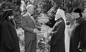 Strengthening: R. Thorbecke visits the USSR