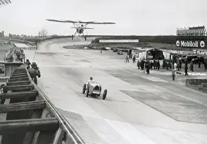 Navigated: Race between airplane and automobile