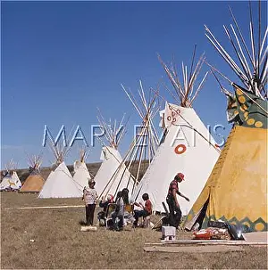 Tepees: RACIAL/BLACKFOOT CAMP