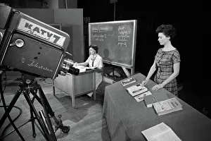 Arkansas: racial integration - civil rights - remote learning
