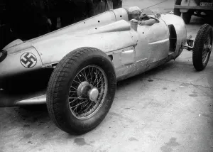 Montlhery: Racing car