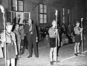 Comments: Radio broadcast of a concert