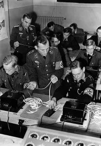 Flyers: Radio communications training of HJ members in Berlin, 1