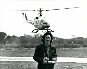 Succeeds: Radio-controlled model helicopter for Channel crossing