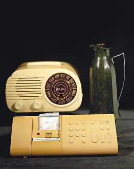 Thermos: Radio, thermos and calculator