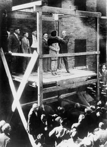 Rado: RADO MILLICH HANGED