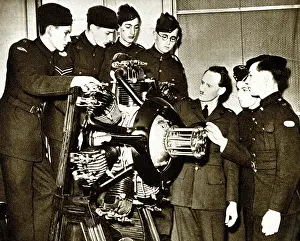 Tuck: RAF cadets learning about the aero engine, WW2