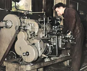 Lathe: RAF workshops WWII