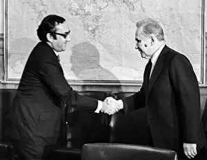 Welcomes: Rafi Raza visits USSR, 1974