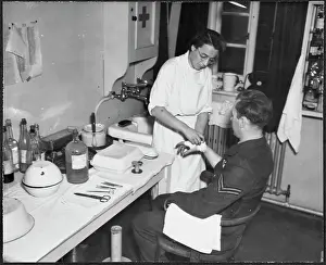Bandaging: RAF's No. 2 School of Photography