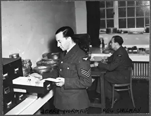 Knicky: RAF's No. 2 School of Photography
