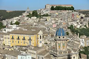 Trono: Ragusa, Sicily, Italy