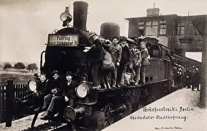 Overloaded: RAIL STRIKE/BERLIN 1910