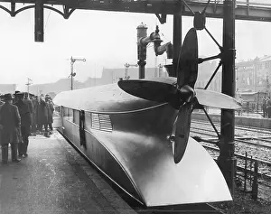 Wider: Rail Zeppelin of the Imperial Railway, 1930