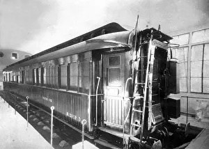 Foch: Railroad carriage of Compiegne