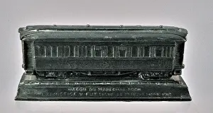 Compigne: Railway carriage - Armistice was signed - Compiugne