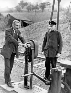 Instructs: Railway officials training, 1938