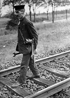 Linesman: Railway personnel in Germany, 1930