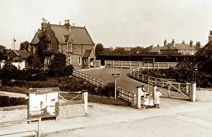 Askern: Railway Station, Askern (children)
