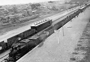 Travellers: Railway station in Beijing around 1910