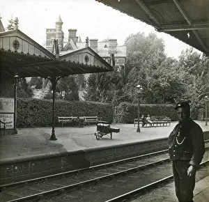 Canopy: Railway Station - Malvern