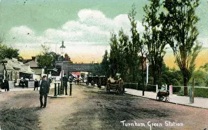 Middlesex: Railway Station, Turnham Green, MiddleseX